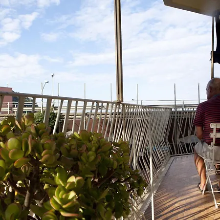 Garden מלון לבנטו